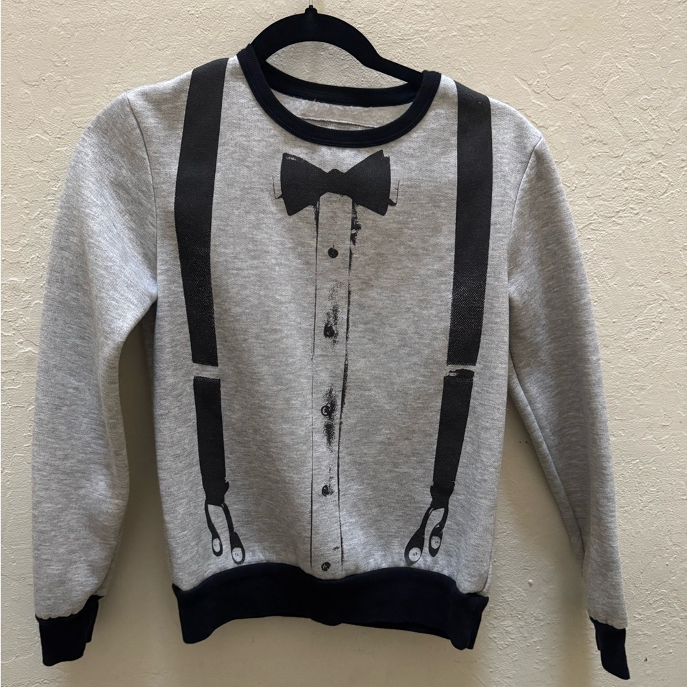 Epic Threads Gray Crewneck Sweater with Bow Tie Print